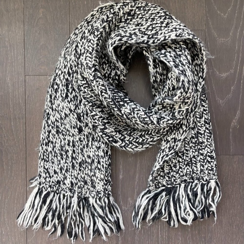 Scarf over 7ft